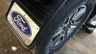 Gatorback Ford Logo Mud Flaps - Blue