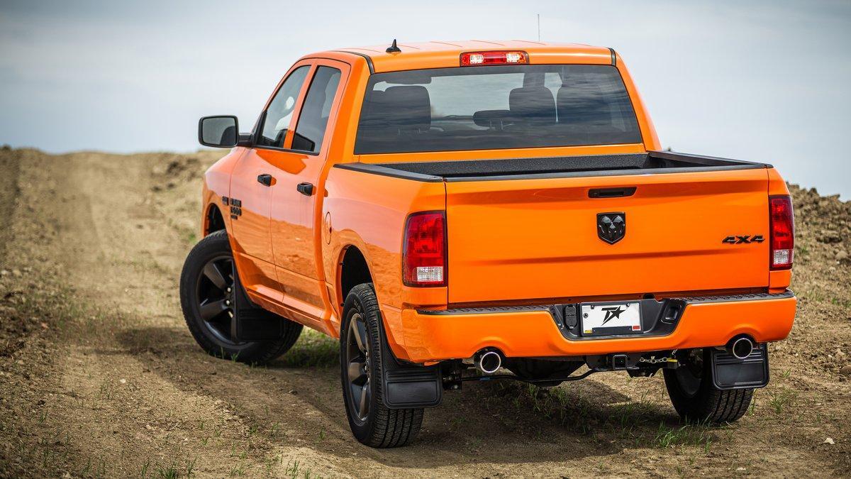 Truck Hardware - Truck Hardware Razorback CR Mud Flaps - No Plate ...