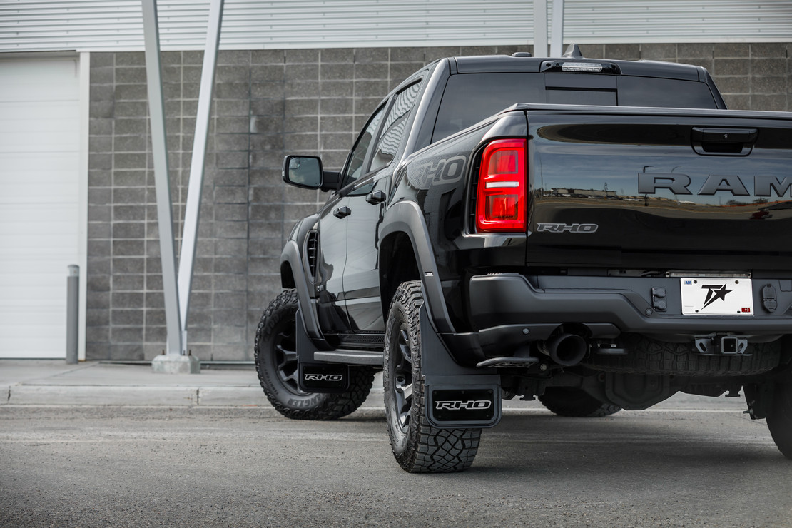 Rhut Rhow Truck Hardware - Truck Hardware Gatorback CN RHO Text Mud Flaps - Black ...